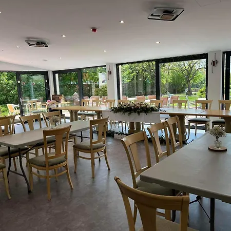 Bakony Panzio فندق مبيت وإفطار Tótvázsony