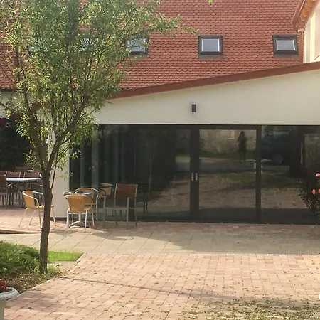 Bakony Panzio 3*
