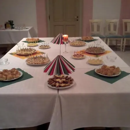 Bakony Panzio فندق مبيت وإفطار